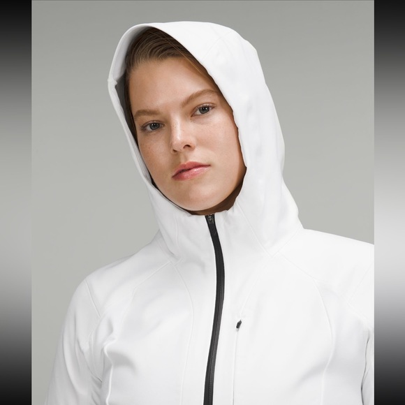 Lululemon chill jacket - Picture 3 of 11